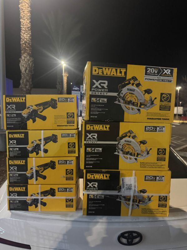 Deal Soldier member find in California, saved $1,611 on DeWalt clearance